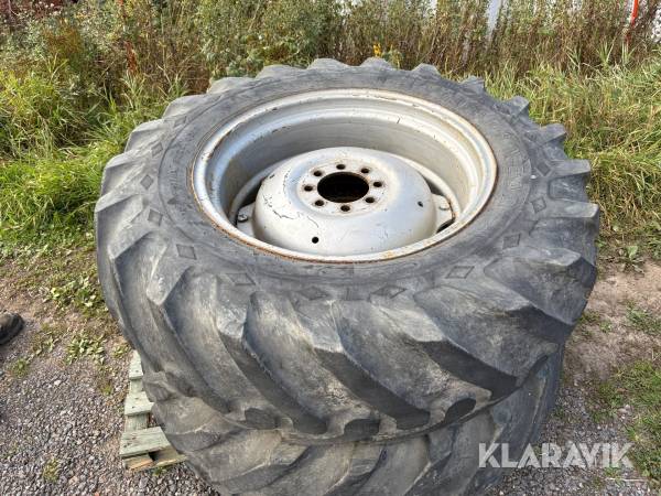 Traktordäck Goodyear Industrial Sure Grip 16.9-30 2st 14 lager