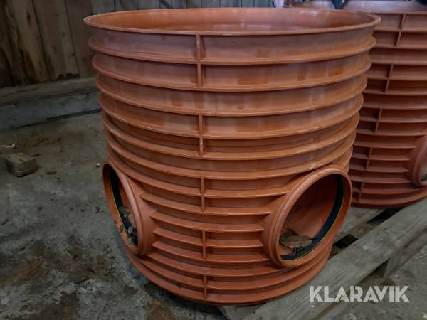 Korrugerad dagvattenbrunn fyrvägs 600mm