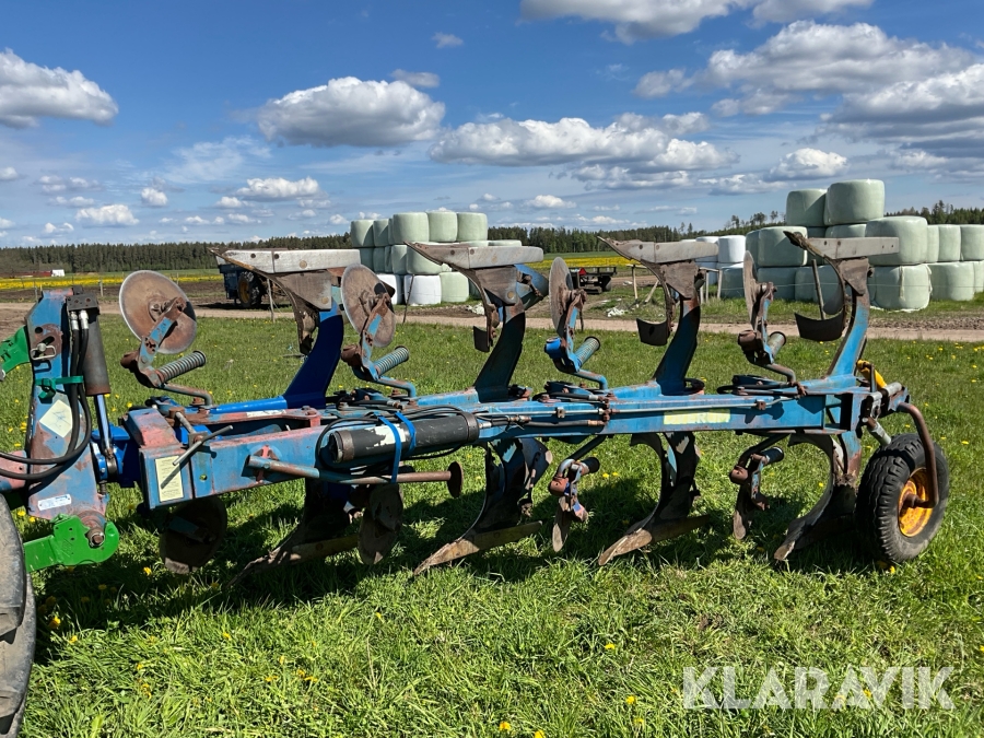 Fyrskärig växelplog Överum CV498H