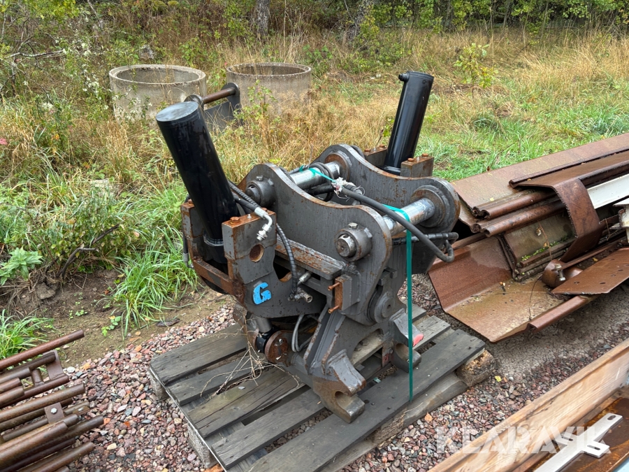 Tiltfäste till grävmaskin Götene