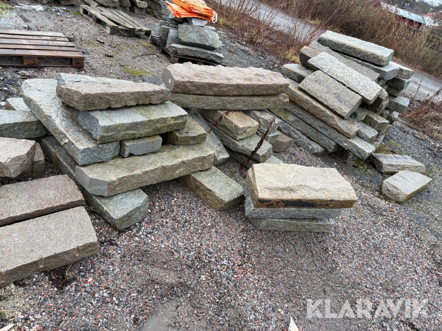 Kantsten i granit ca 250st