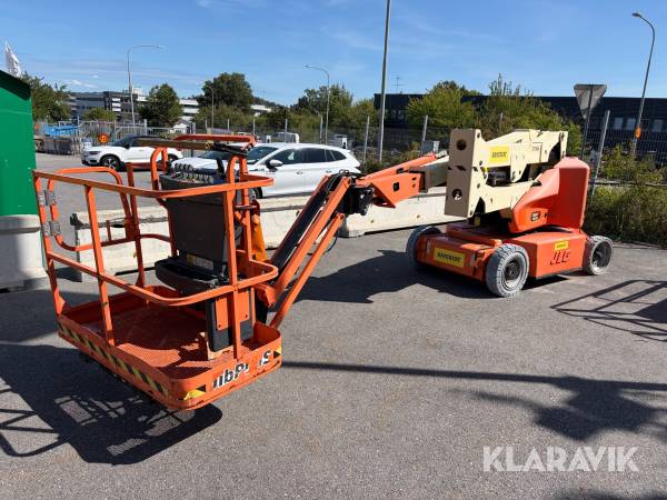 Vikbomslift JLG E400AJP narrow