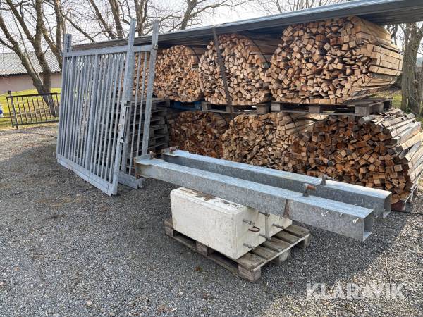 Industrigrind - Totalt cirka 5,0x2,38m