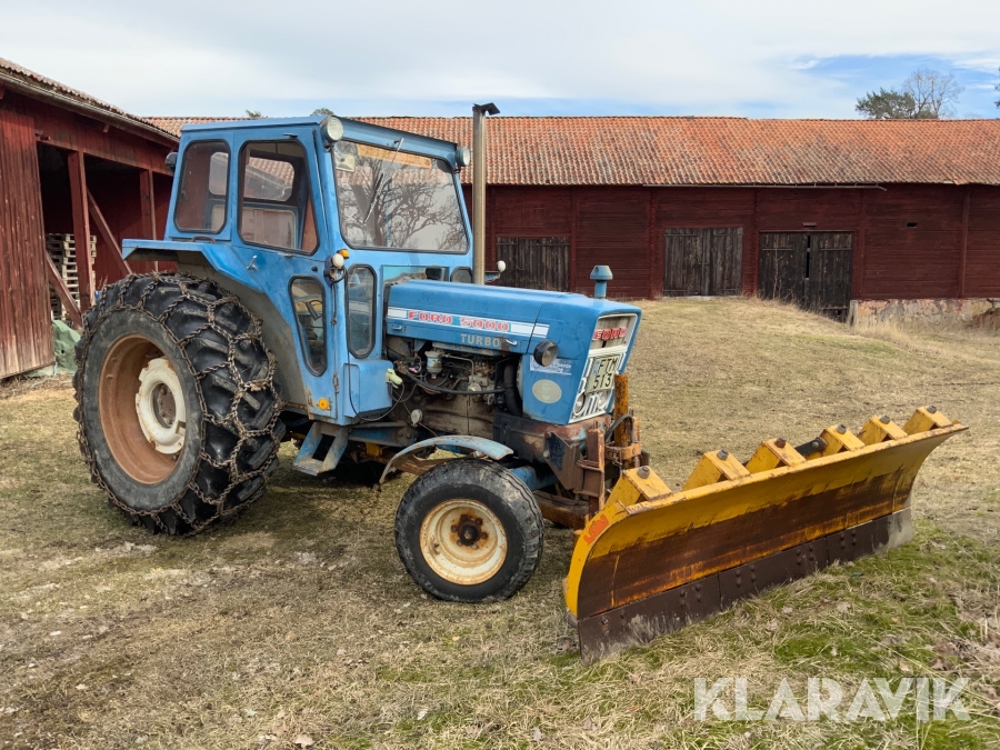 Traktor Ford 5000 Turbo