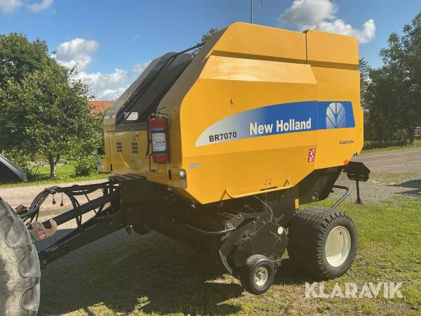 Balpress New Holland BR7070
