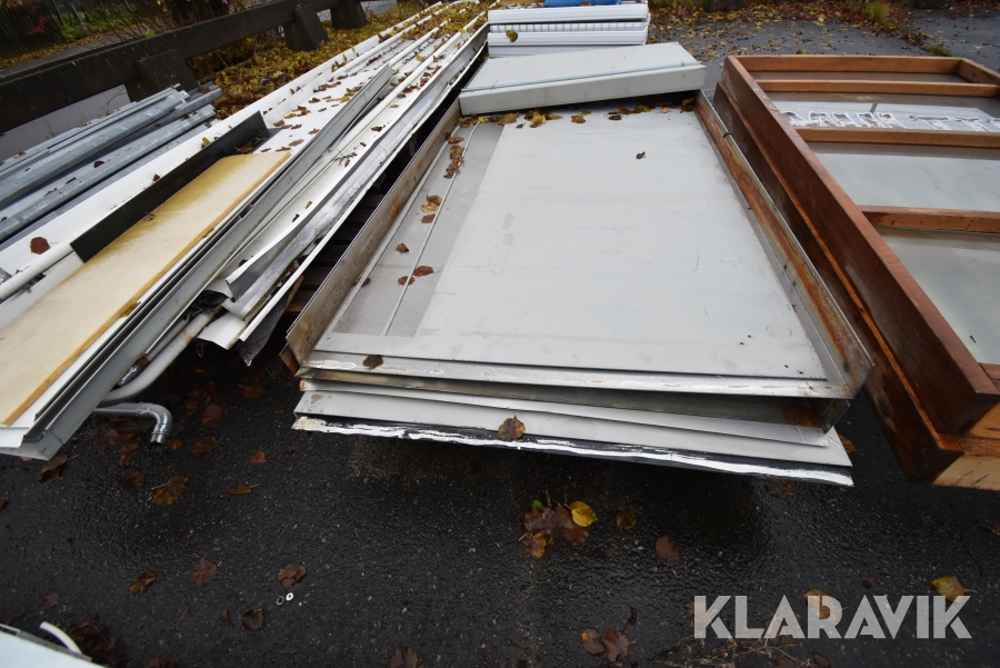 Bockad aluminiumplåt Sapa Bockad 8st