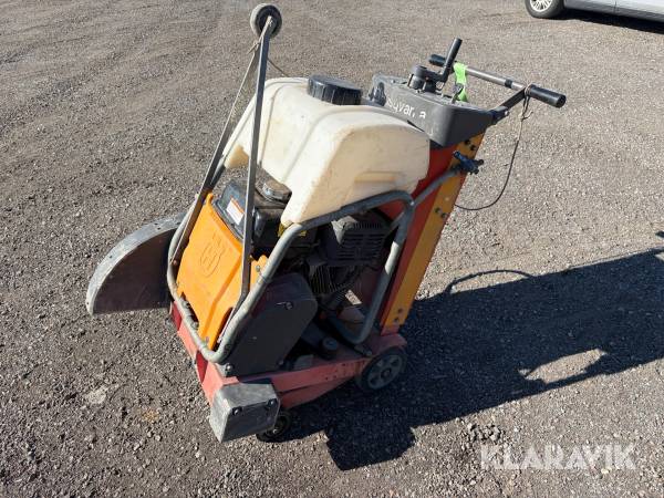 Asfaltskap Husqvarna FS413