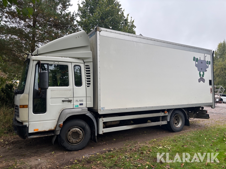 Lastbil Volvo FL6 L 4X2 med bakgavellyft
