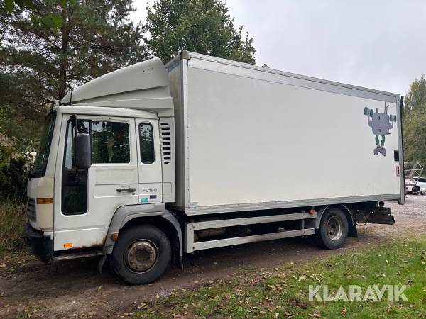 Lastbil Volvo FL6 L 4X2 med bakgavellyft