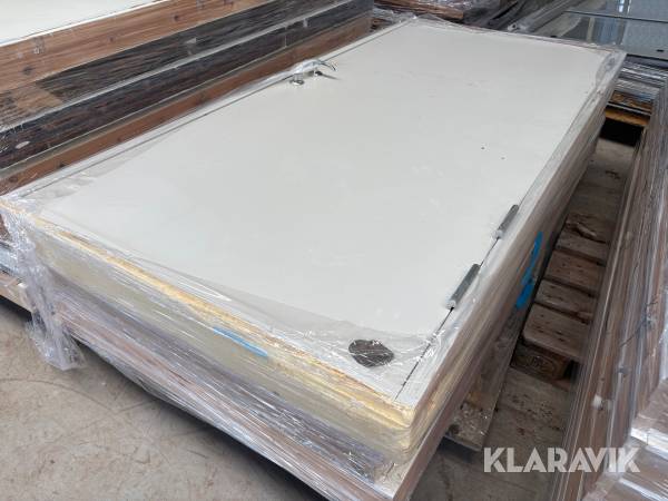Dörrar med karm 2100x990mm 4st 