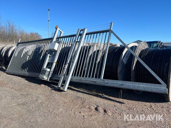 Skjutgrind med styrskåp