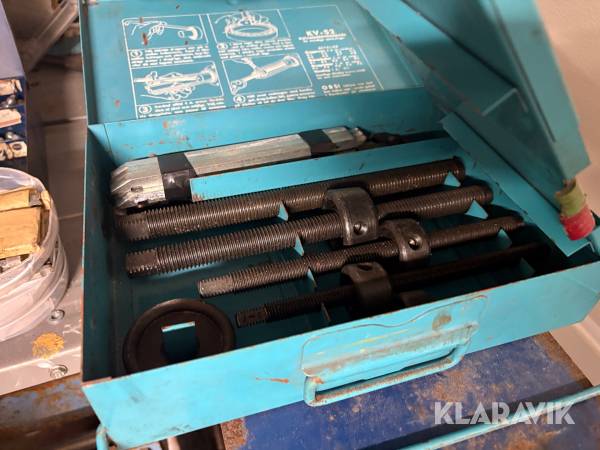 Kullageravdragare med tillbehör KV-52