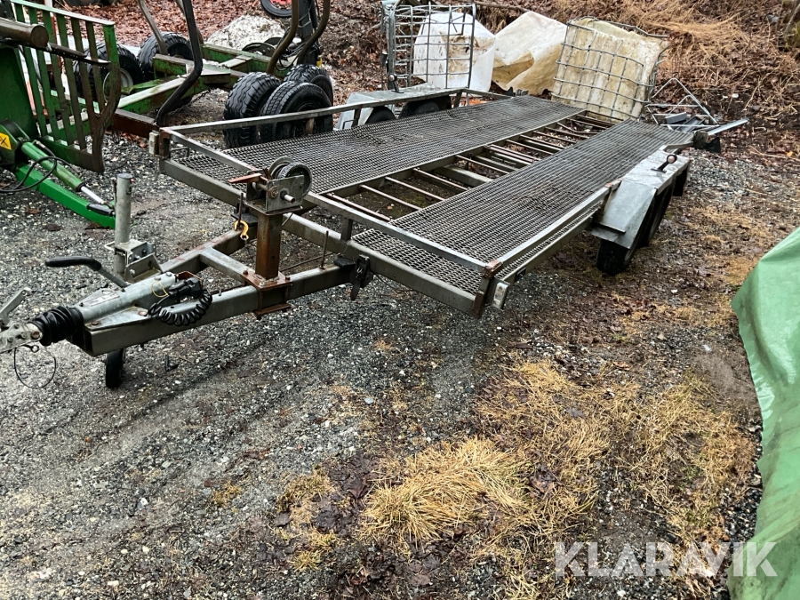 Personbilssläp Heby-trailer 250