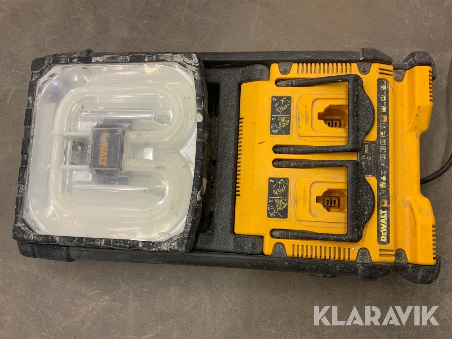 Laddstation med bygglampa DeWalt DC022-QW