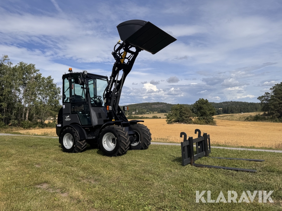 Hjullastare Landward W1160 med redskap