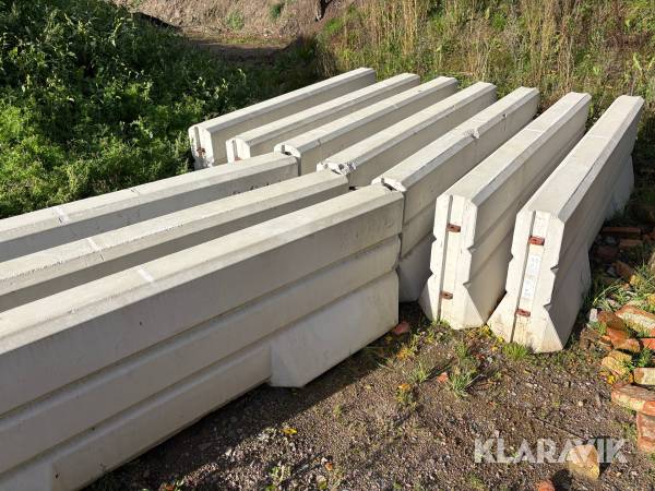 Betongbarriär 24 st GP-Link 3 m