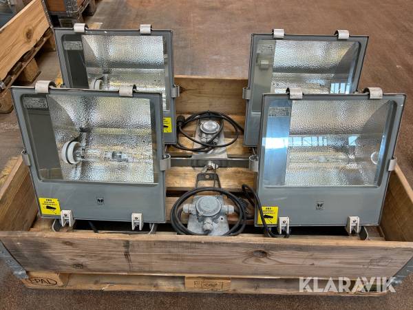 Strålkastare SBP LEO/A 402-94-CR halogen 2 st