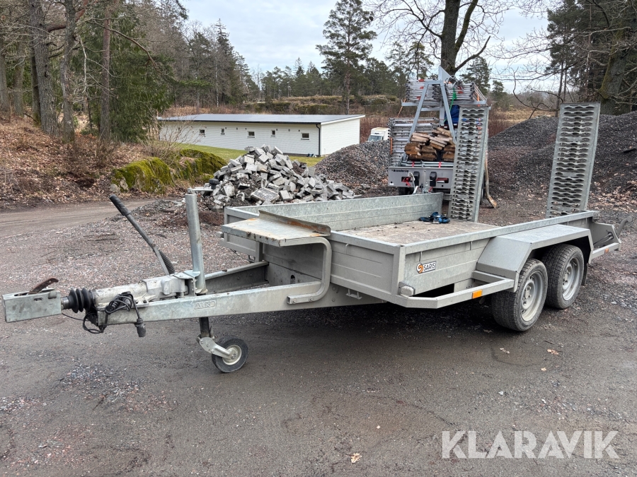 Maskinsläp Saris 3500kg