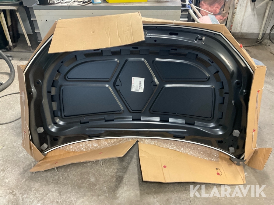 Motorhuv Klokkerholm till VW caddy-2015