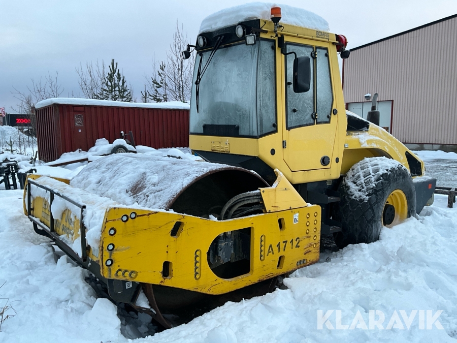 Vält Bomag BW 213 DH4
