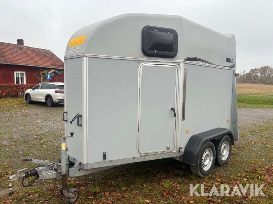 Hästtransport Thule Royal XT 180TB