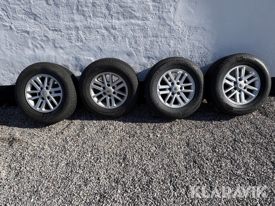 Däck med aluminiumfälgar Continental Icecontact 3 Toyota Hilux 4 st