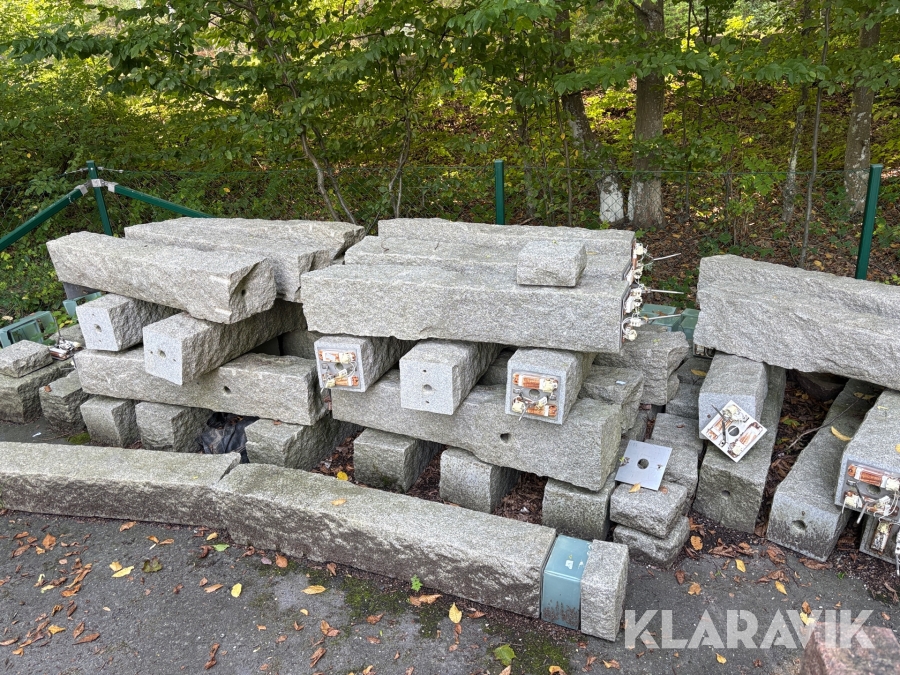 Ljusstolpar / Granitstolpe 35 st
