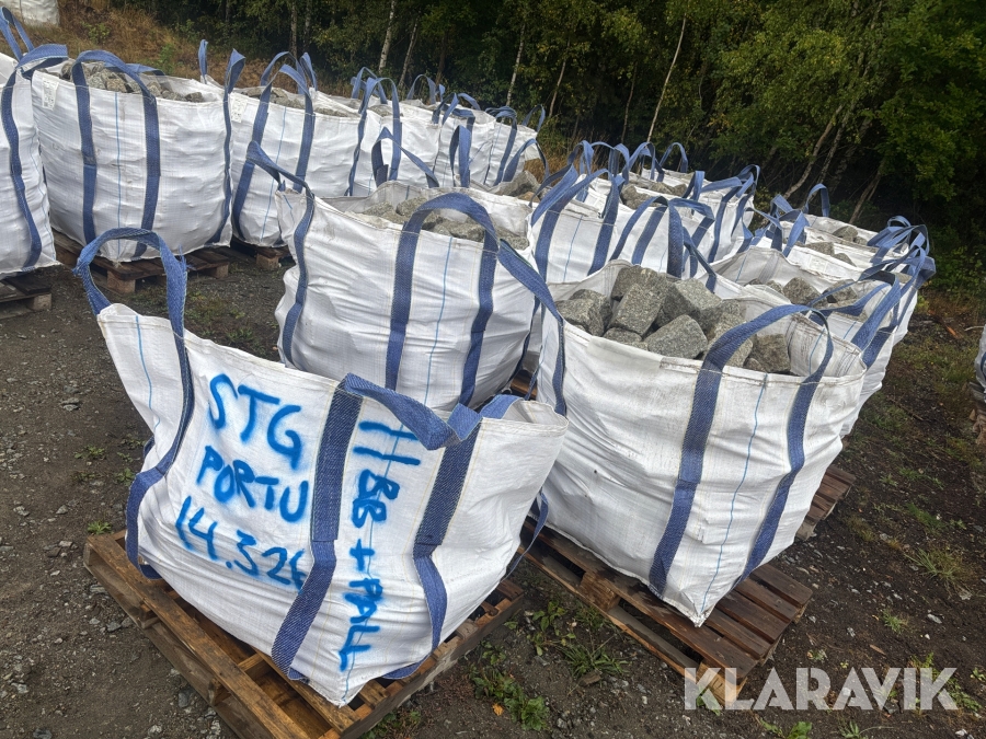 Storgatsten Portugisisk Granit Grå - Totalt cirka 14,3ton / 45m2