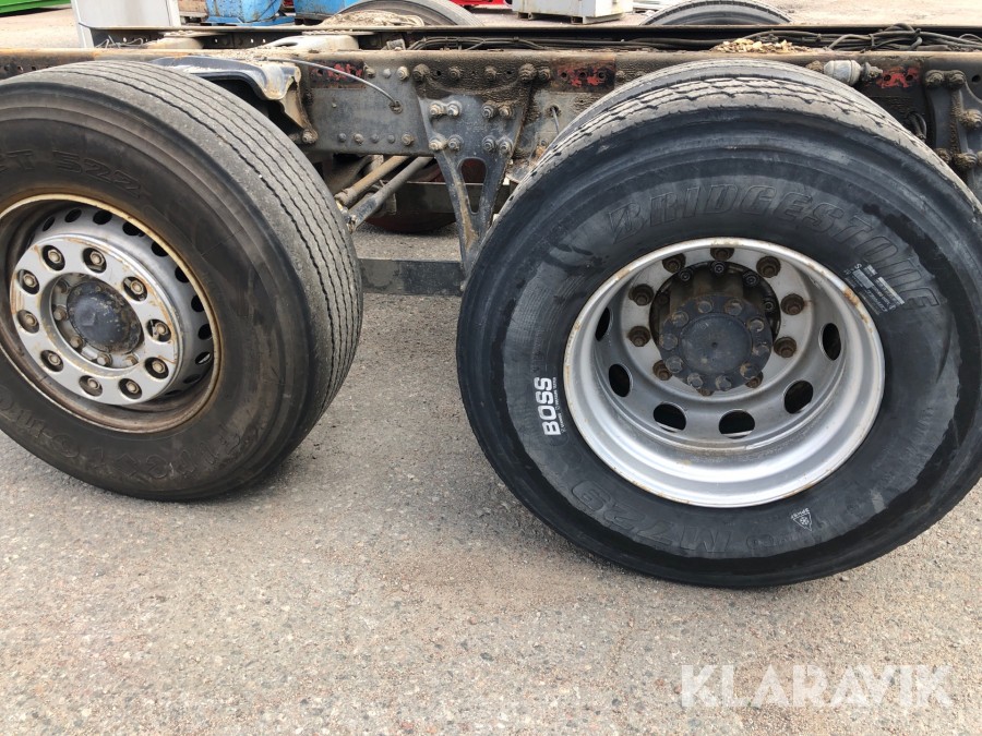 Chassi Lastbil Lastbil Chassi Mercedes Benz 2536 L 6X2, Sala, Klaravik aukt