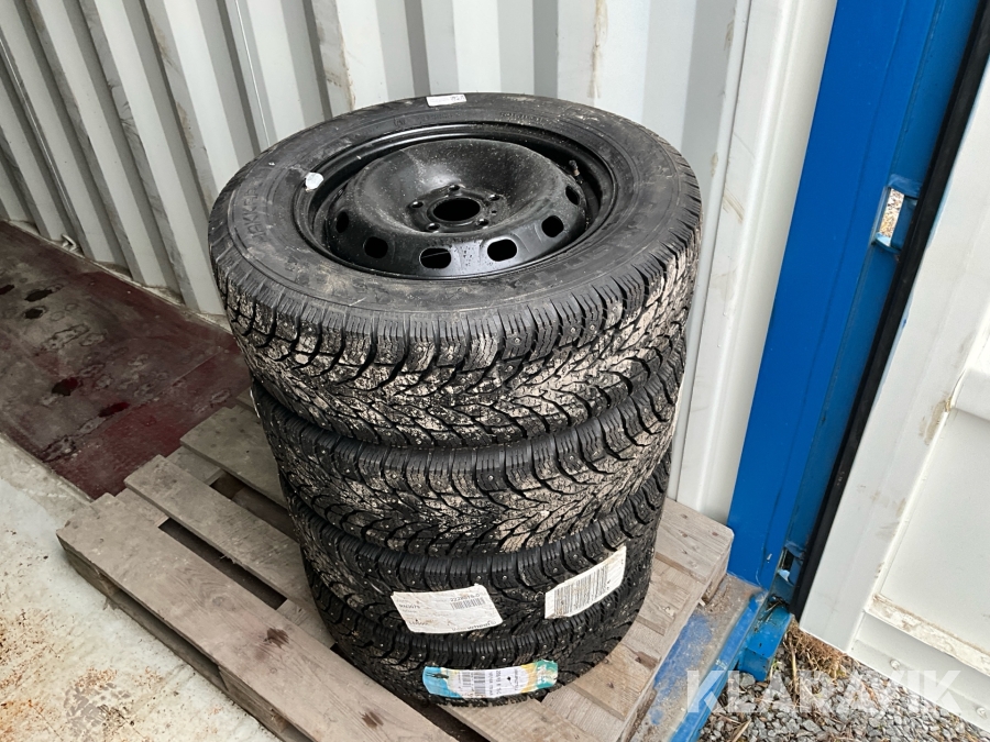 Vinterdäck Nokian Hakkapeliitta C4 205/65R16C
