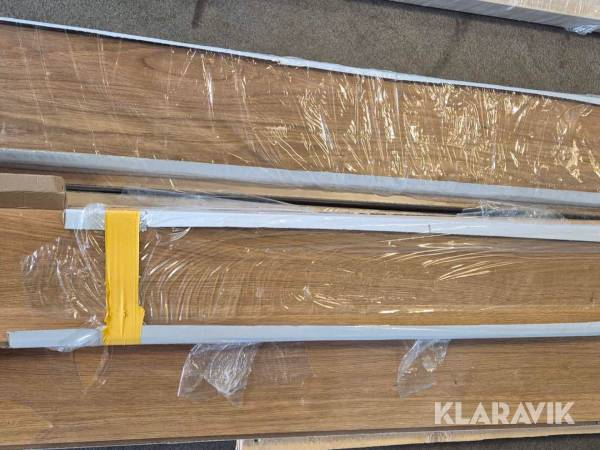 Golv Oak multistrip 9 st paket Vällinge Innovation Sweden