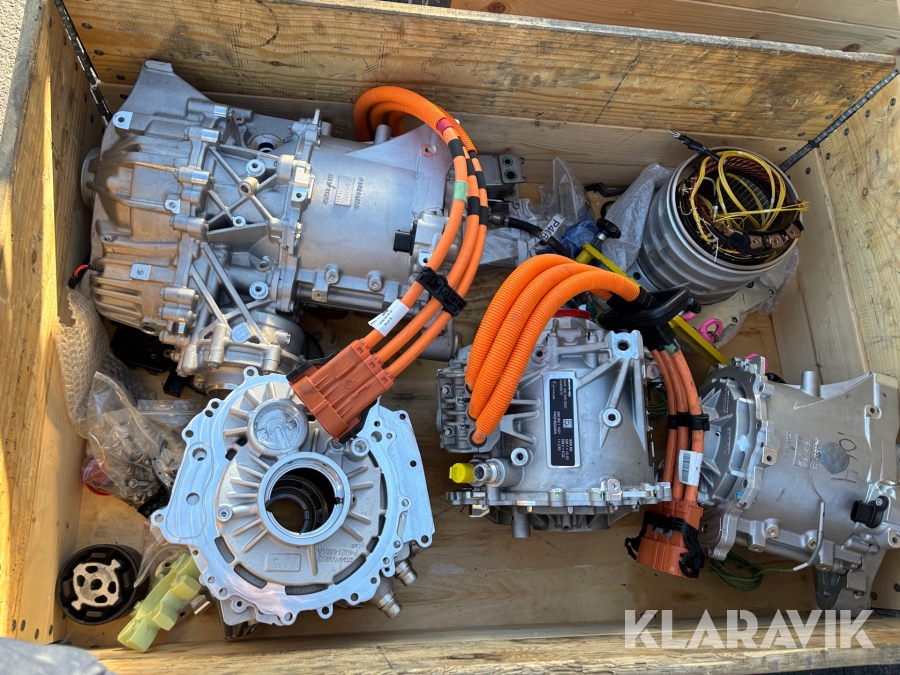 Pall med elmotorer / drivenhet och reservdelar