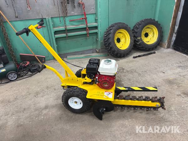 Kedjegrävare Groundhog TR-12 bensindriven