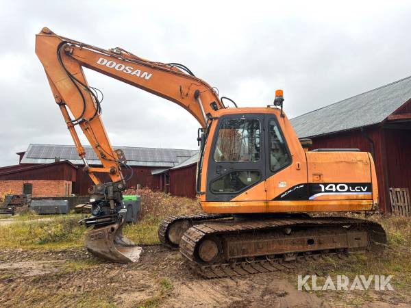 Grävmaskin Doosan Solar 140LCV