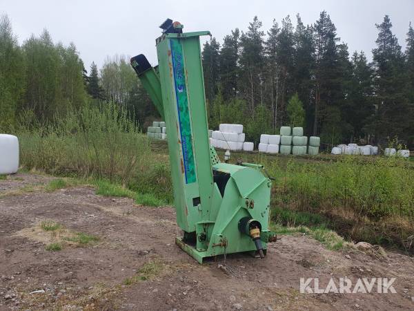 Vedmaskin med transportband Bilke S3