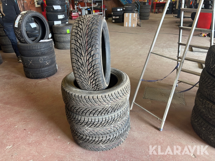 Personbilsdäck Nokian 225/55R17 4 st