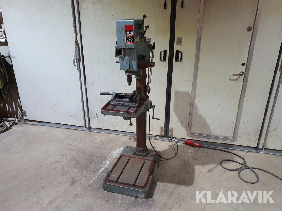 Klaravik Auktioner | Pelarborrmaskin Strands CS30/3 380V