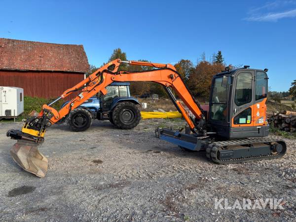 Grävmaskin Doosan DX60R med redskap