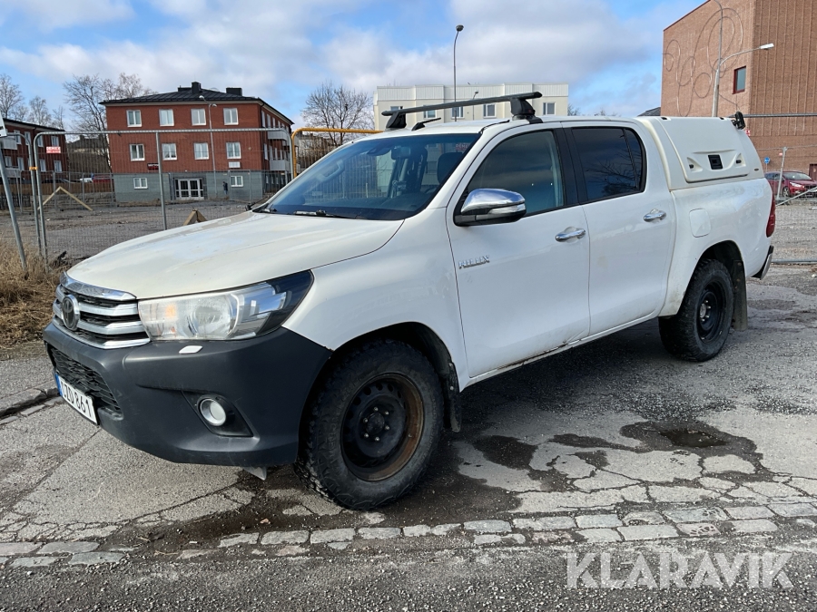Pickup Toyota Hilux Dubbelhytt 2.4 AWD Aut