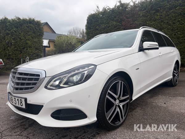 Mercedes-Benz E 220