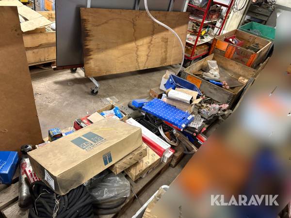 Blandad utrustning & reservdelar 5st pall