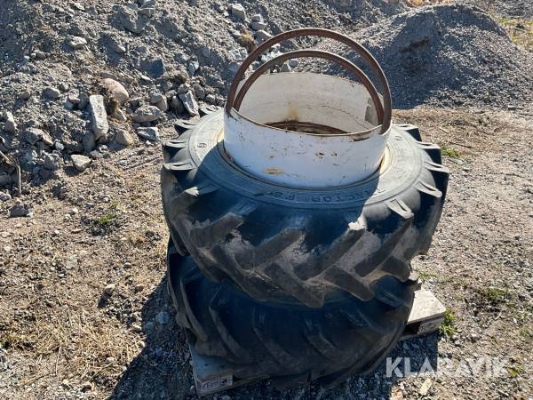 Dubbelmontage Nokian 13.6-24