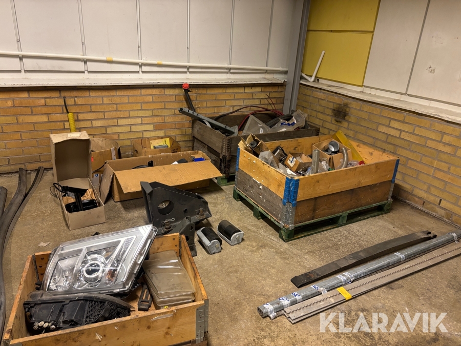 Diverse lastbilsdelar