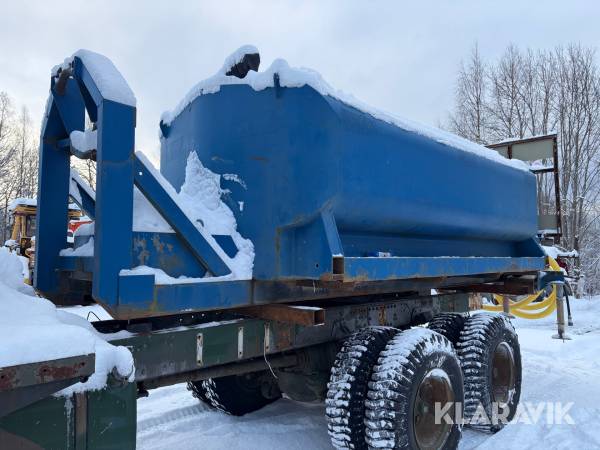 Vattentank Mählers & Söner 10 kubik med lastväxlarram