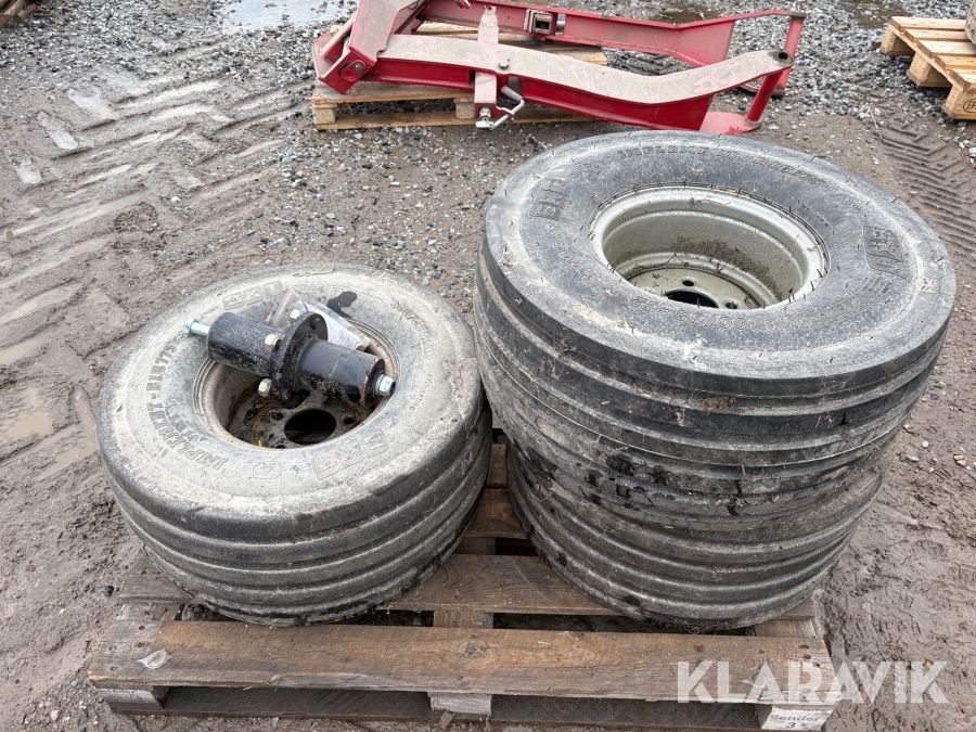 Disc-roller däck BKT Implement- Rib775 med 2st hjullager 3st