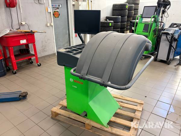 Däckbalanseringsmaskin Bosch WBE4140
