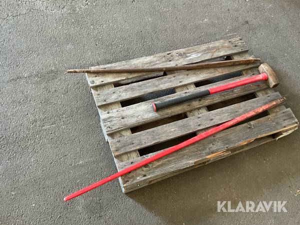 Slägga och spett