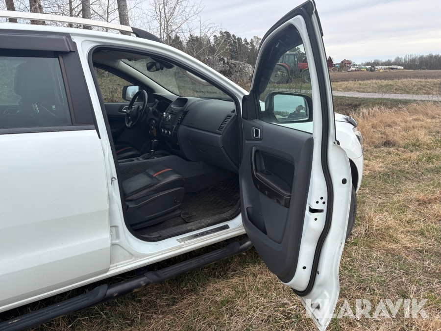 Pickup Ford Ranger WIldtrak 3.6 6 auto nybesiktigad