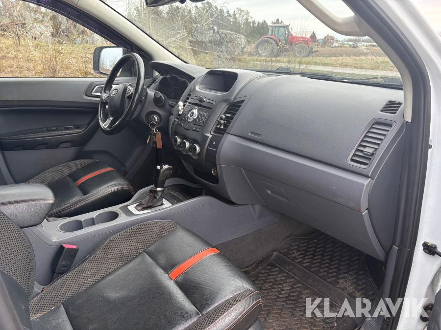 Pickup Ford Ranger WIldtrak 3.6 6 auto nybesiktigad