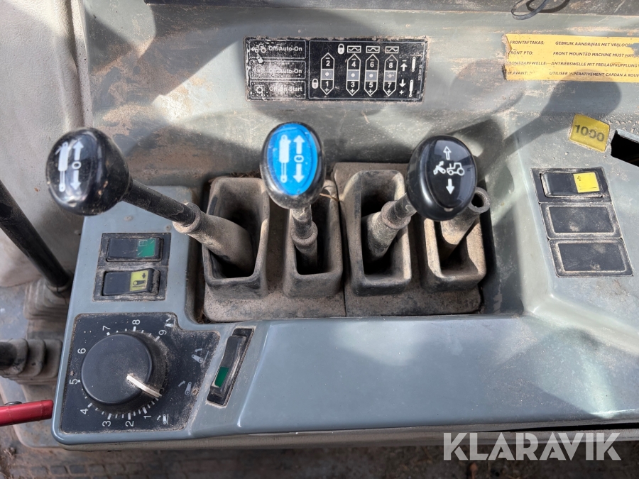 Traktor Valtra Valmet 8950 Intercooler